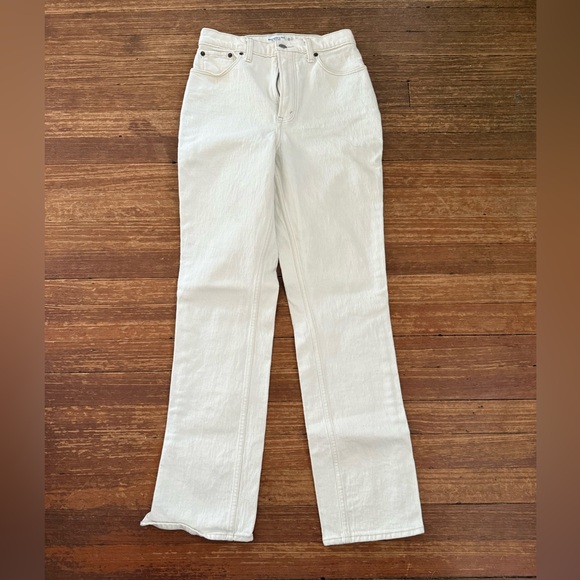 Abercrombie & Fitch Cream 90’s Straight High Rise Jeans Size 27/4 Curve Love - Picture 1 of 6